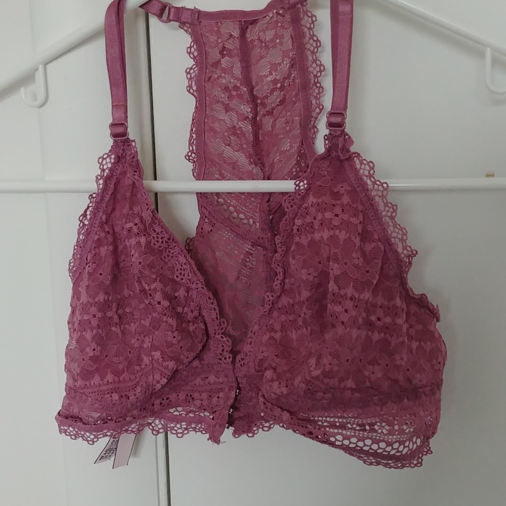 Front clasp rasorback bralette